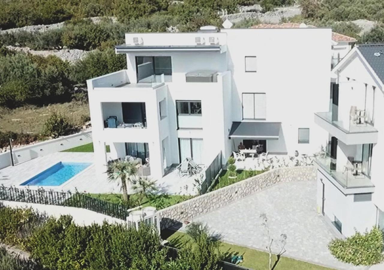 Kober Apartments Krk كرك المظهر الخارجي الصورة